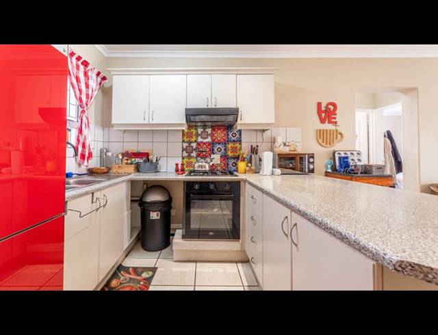 2 BEDROOM APARTMENT FOR SALE IN GLENLILLY